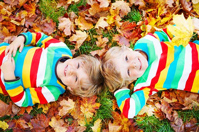 Family Photo Ideas - Autumn Lying In Leaves