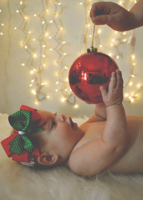 Christmas Photos - Baby Red Ball