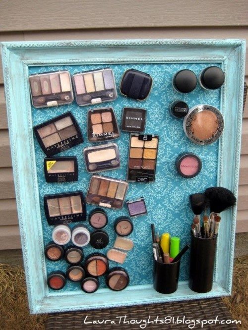 Cool Christmas Gifts - Magnetic MakeUp Board