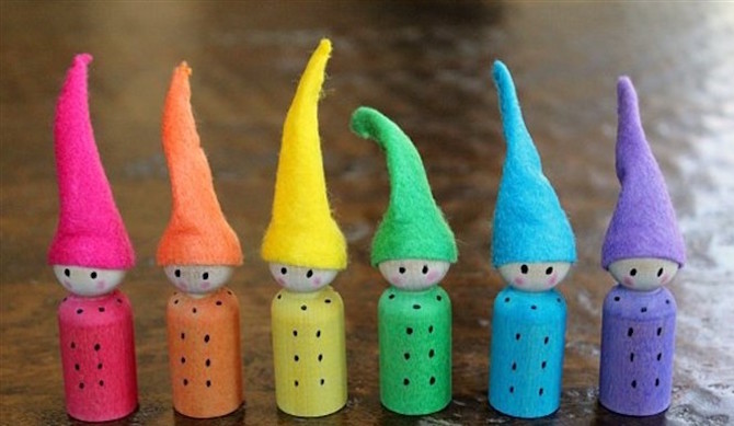 Easy Craft Ideas For Kids - Wooden Gnomes