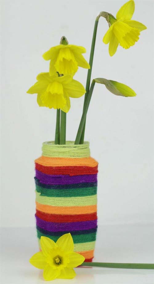 Easy Craft Ideas For Kids - Yarn Vase