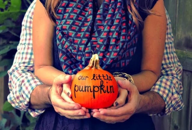 Pregnancy Photo Ideas - Pumpkin
