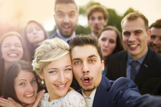 Stand out from the crowd with unique wedding photos.
