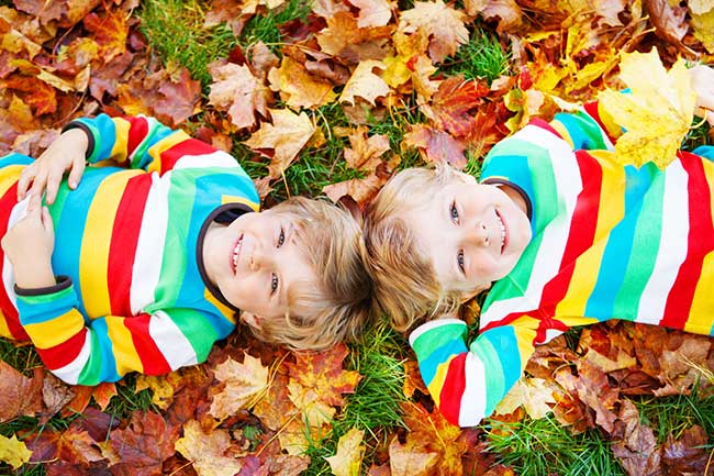 25 Family Photo Ideas For All Seasons
