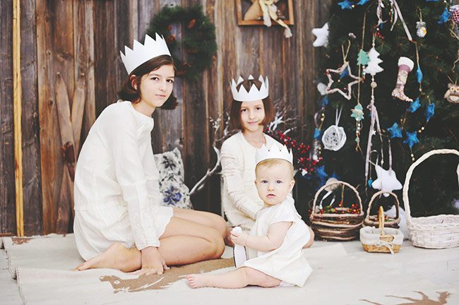 Get Creative Embellishing Canvas Photo Prints - Three sisters posing in front of Christmas tree