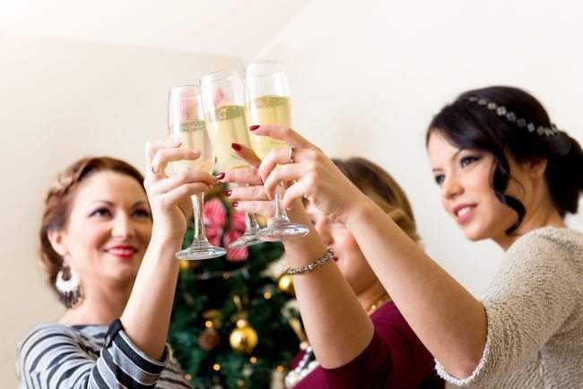 Decorating a Low-Impact New Year’s Party