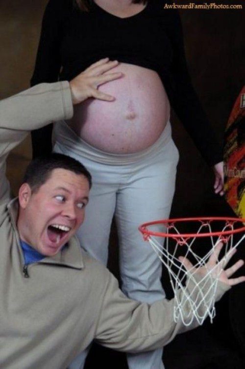 Awkward Pregnancy Photos - Slam Dunk