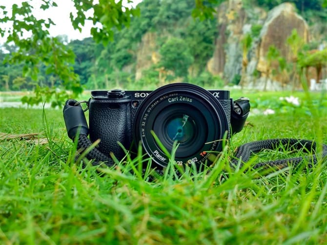 Best Camera for Portrait Photography - Sony Cybershot DSC-RX1