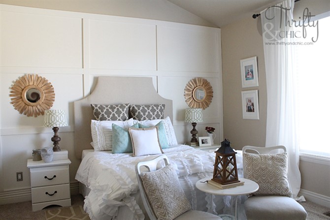 Budget Friendly Bedroom Decorating Ideas - Romantic Chic