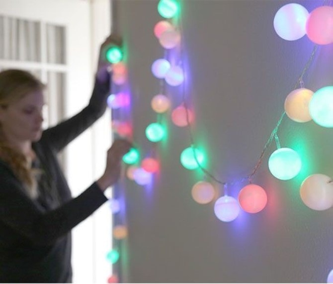 Christmas Decoration Ideas - Lighting Ping Pong Balls