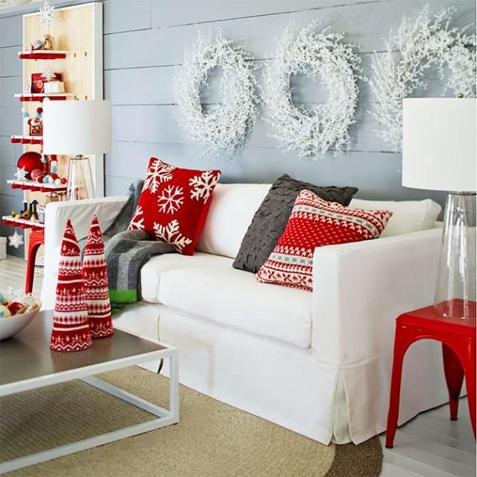 Christmas Decoration Ideas - Wall Wreaths