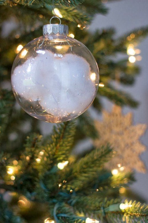 Christmas Decorations - Snow Baubles