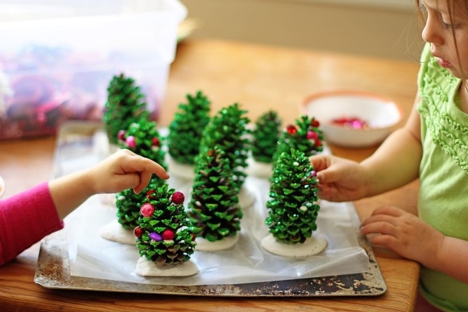 Kids Christmas Crafts - Tree