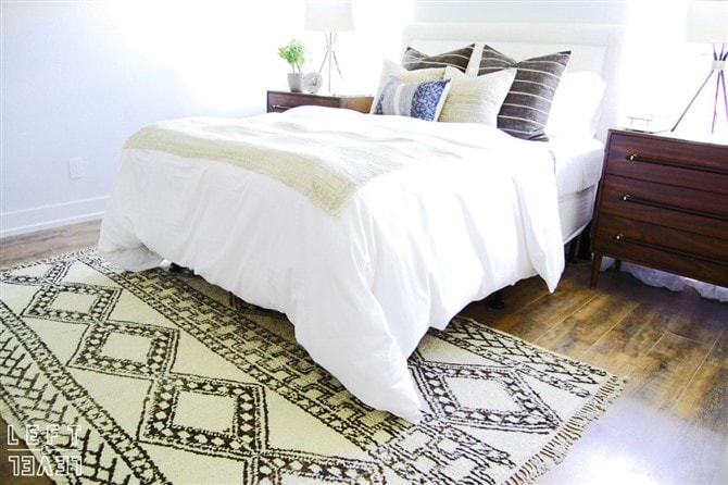 Master Bedroom Decorating Ideas - Moroccan Wool Rug