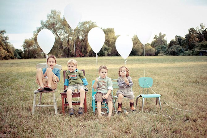 Pregnancy Announcements - Balloon Chair