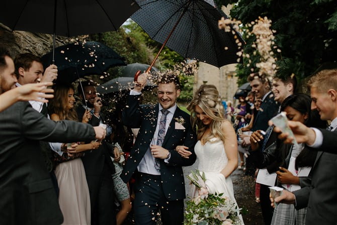 Unique Wedding Photo Ideas - Confetti Shot