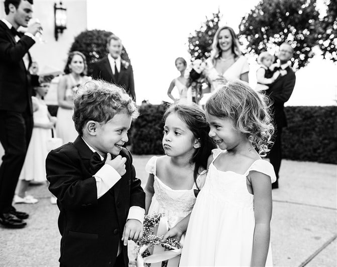 Unique Wedding Photo Ideas - Flower Girls And Boy